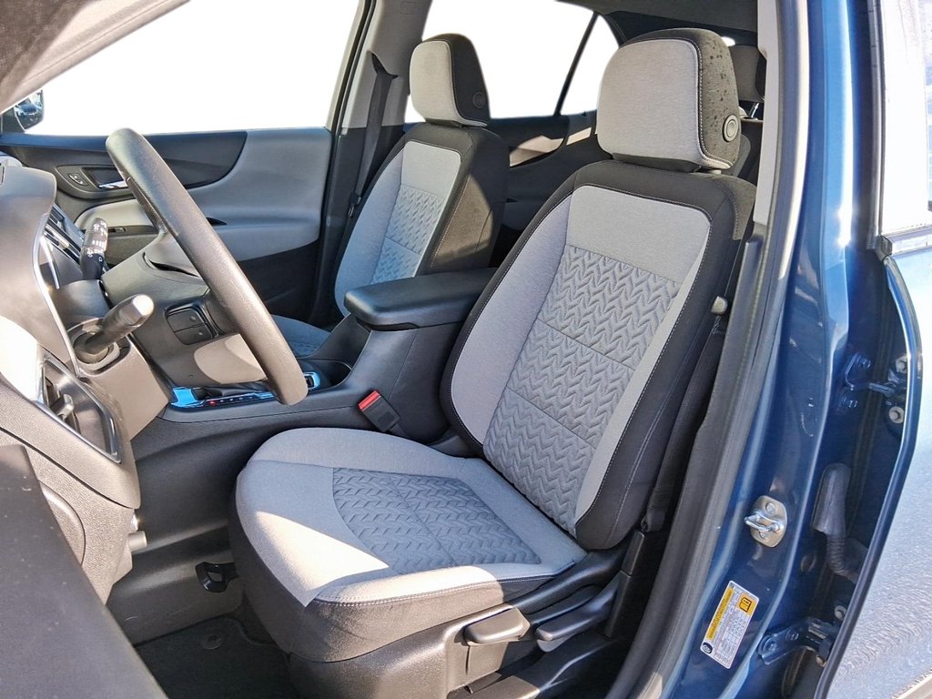 2024 Chevrolet Equinox AWD LS in Stratford, Ontario - 8 - w1024h768px