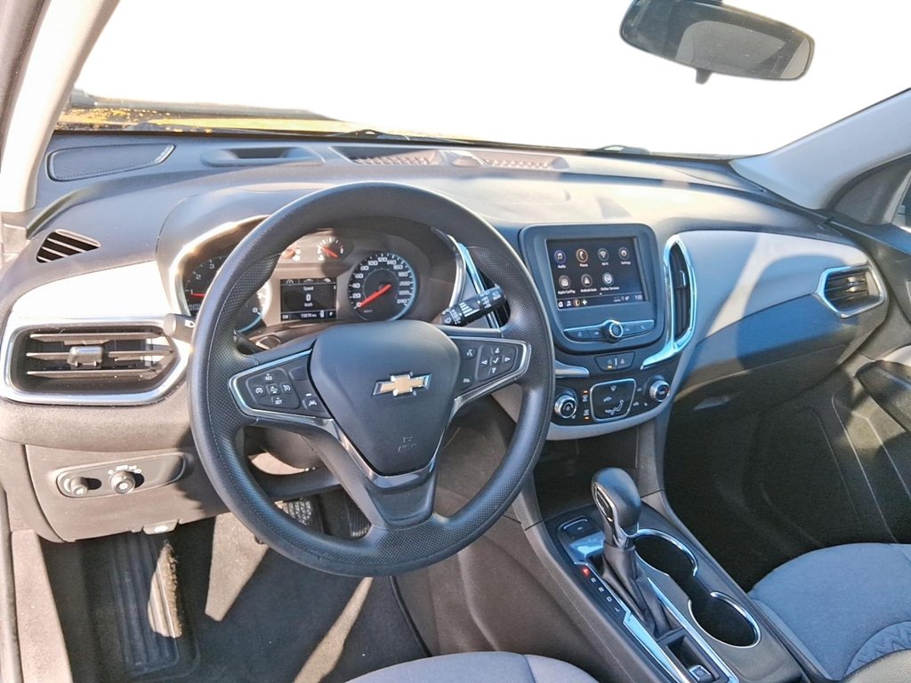 2024 Chevrolet Equinox AWD LS in Stratford, Ontario - 10 - w1024h768px