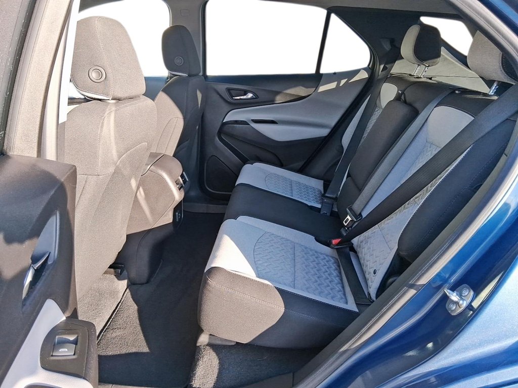 2024 Chevrolet Equinox AWD LS in Stratford, Ontario - 9 - w1024h768px