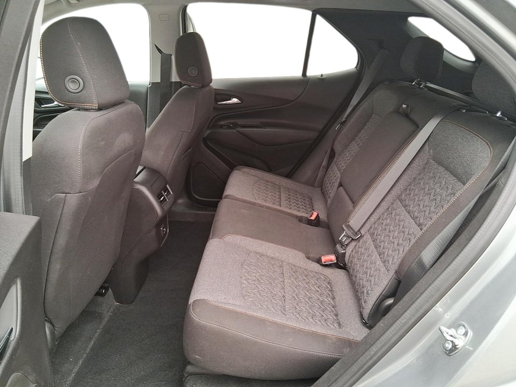 2024 Chevrolet Equinox FWD LT in Stratford, Ontario - 10 - w1024h768px