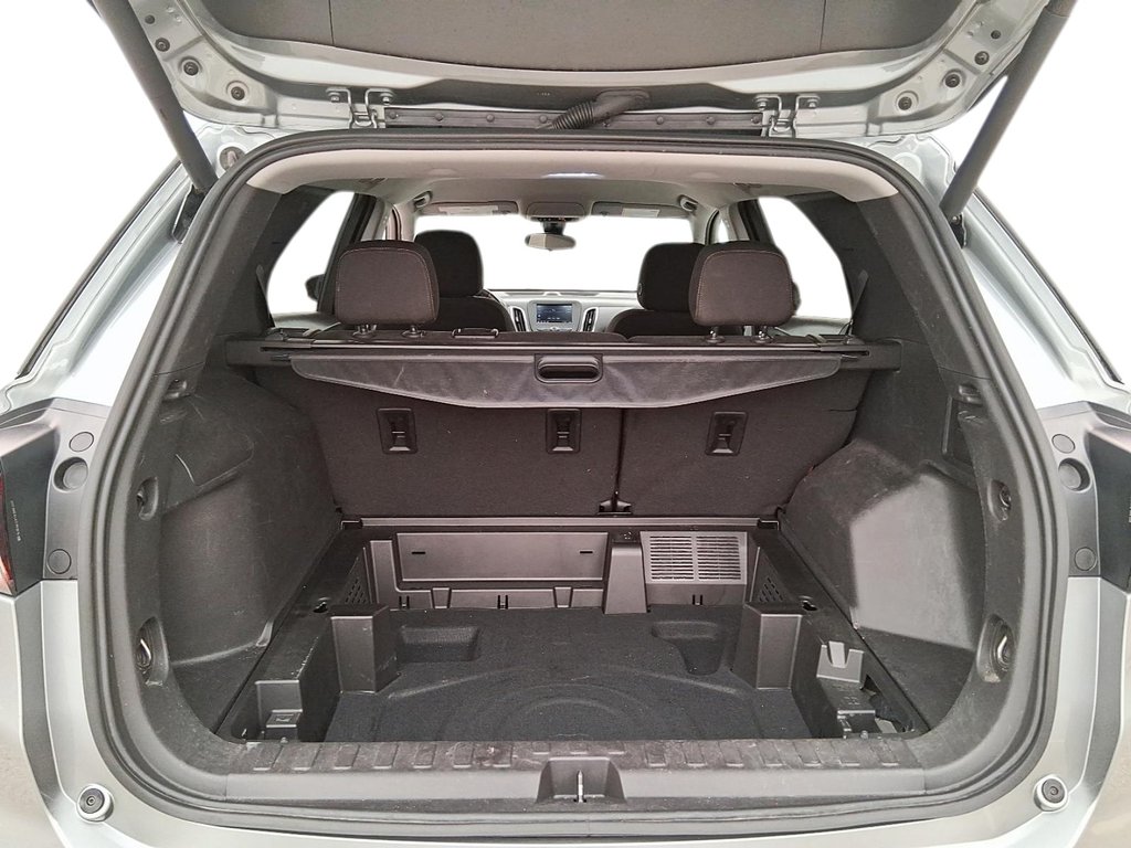 2024 Chevrolet Equinox FWD LT in Stratford, Ontario - 6 - w1024h768px