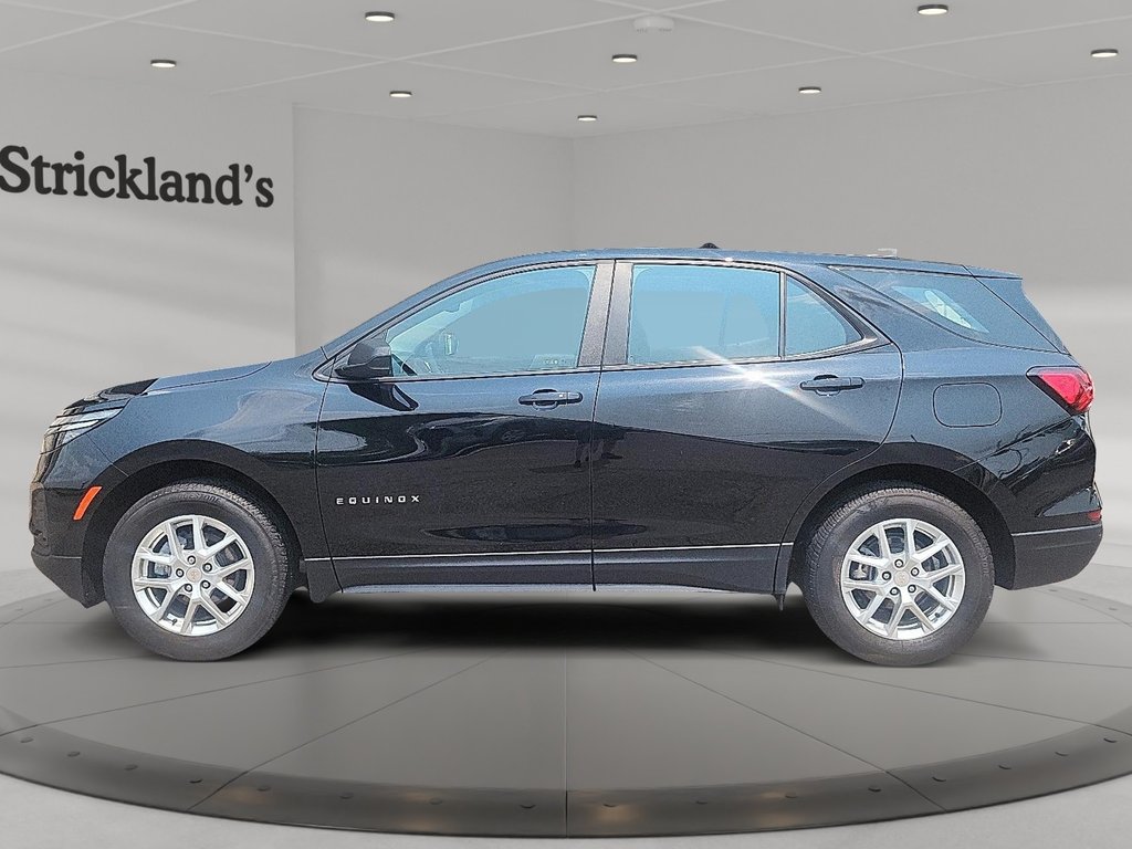 2024 Chevrolet Equinox AWD LS in Stratford, Ontario - 5 - w1024h768px