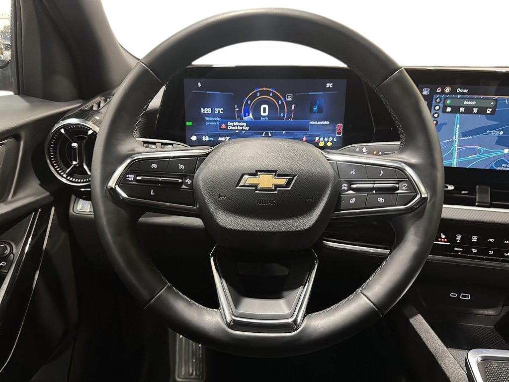 2025 Chevrolet Equinox AWD LT in Stratford, Ontario - 11 - w1024h768px