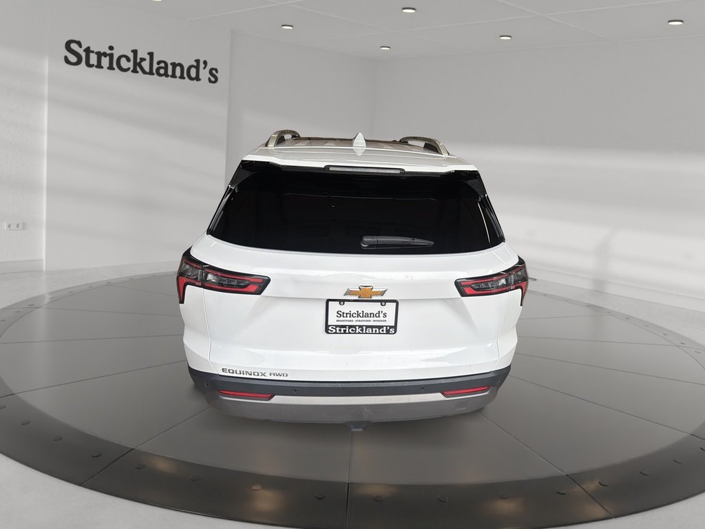 2026 Chevrolet Equinox AWD LT in Stratford, Ontario - 3 - w1024h768px
