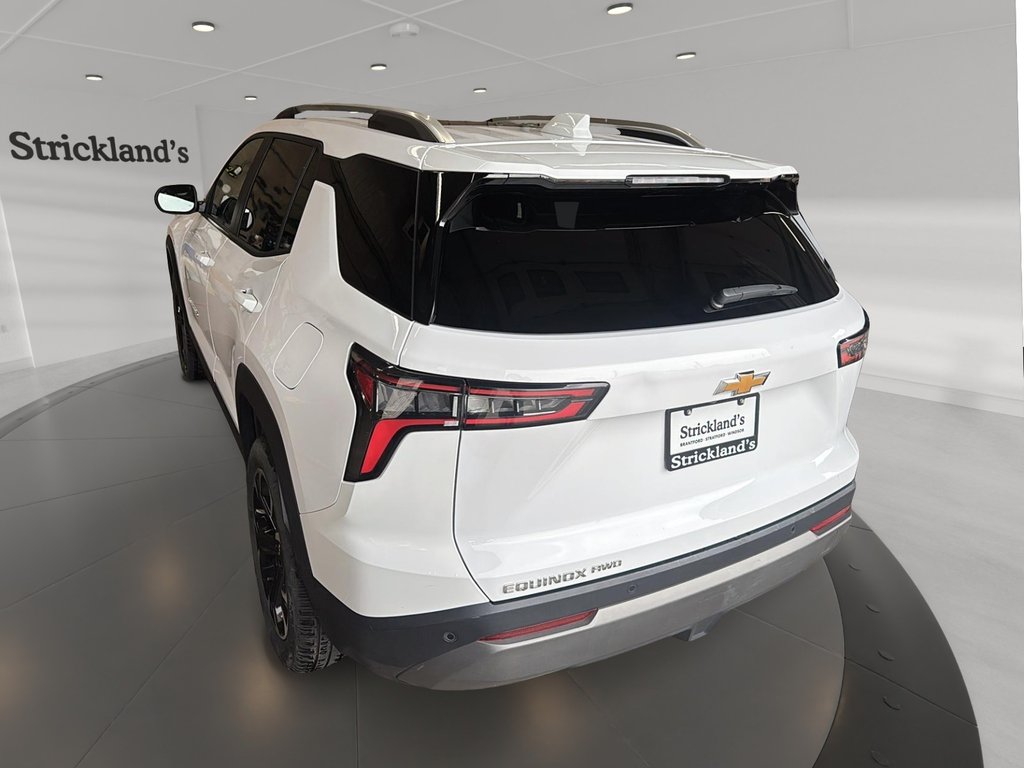 2026 Chevrolet Equinox AWD LT in Stratford, Ontario - 4 - w1024h768px