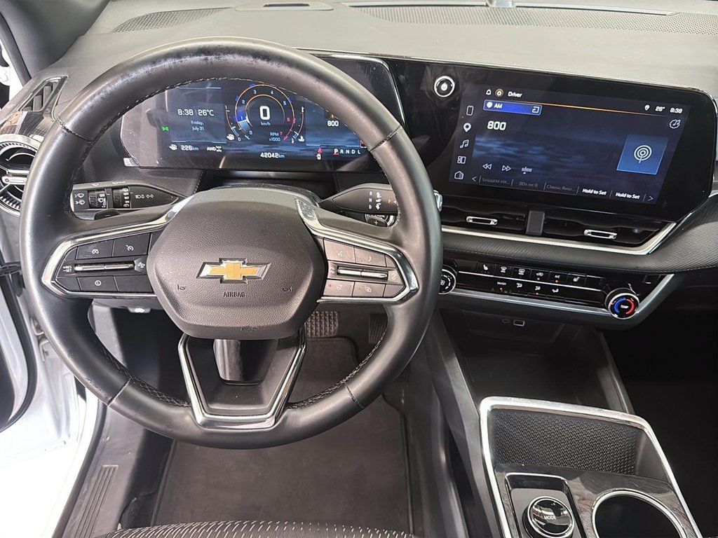 2026 Chevrolet Equinox AWD LT in Stratford, Ontario - 13 - w1024h768px
