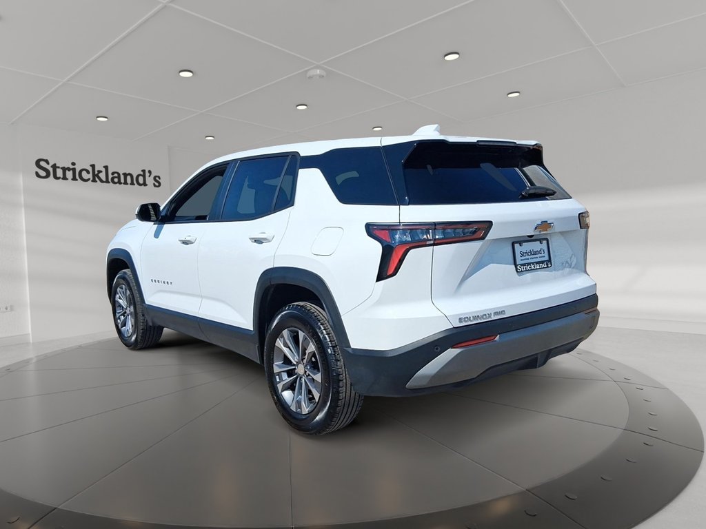 2026 Chevrolet Equinox AWD LT in Stratford, Ontario - 4 - w1024h768px