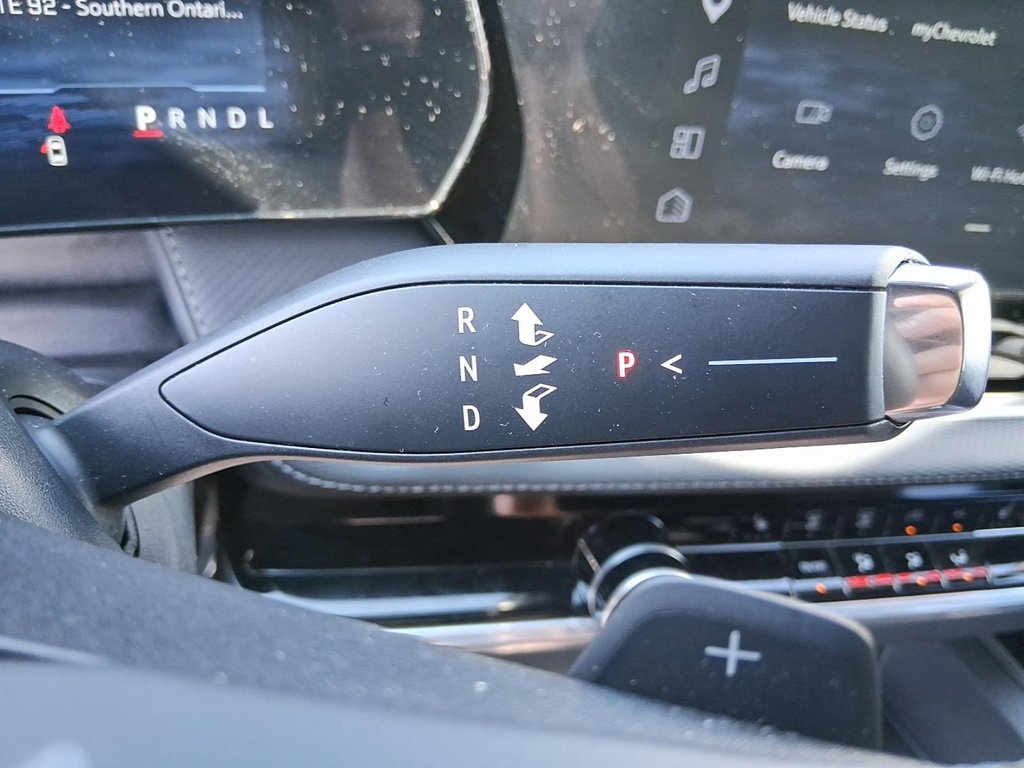 2026 Chevrolet Equinox AWD LT in Stratford, Ontario - 16 - w1024h768px