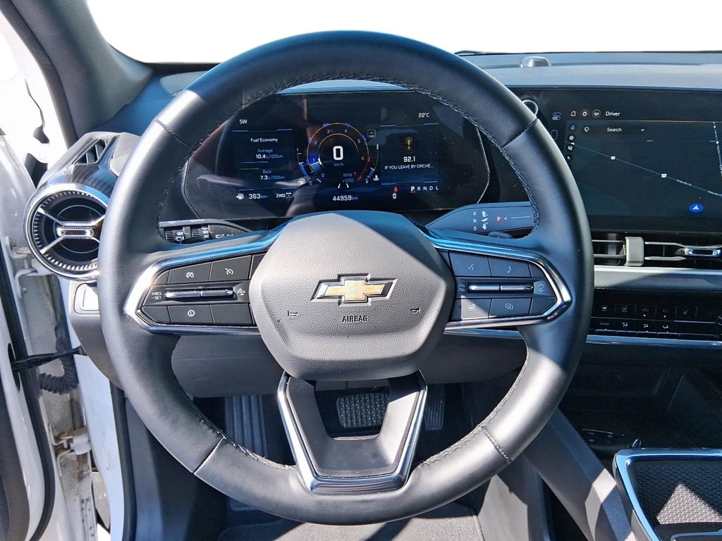2026 Chevrolet Equinox AWD LT in Stratford, Ontario - 12 - w1024h768px
