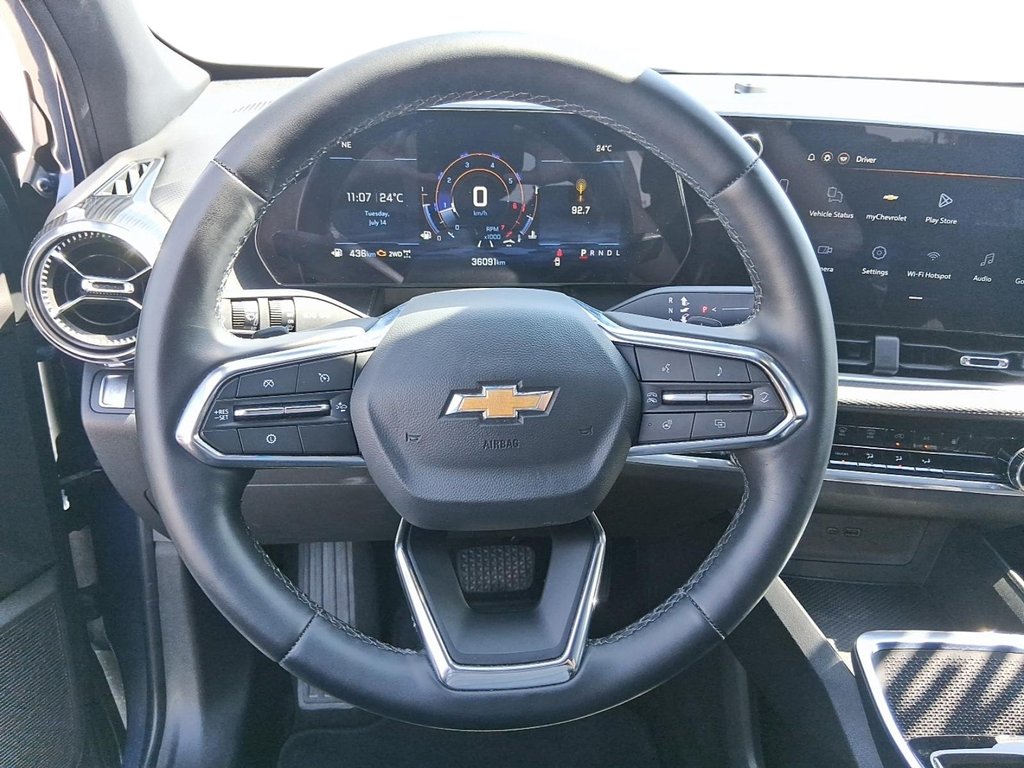 2026 Chevrolet Equinox AWD LT in Stratford, Ontario - 12 - w1024h768px