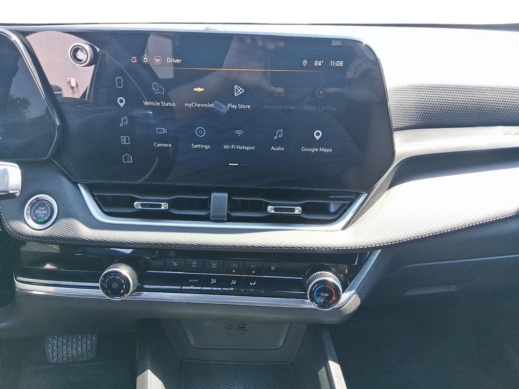 2026 Chevrolet Equinox AWD LT in Stratford, Ontario - 15 - w1024h768px