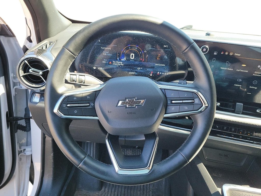 2026 Chevrolet Equinox FWD LT in Stratford, Ontario - 11 - w1024h768px