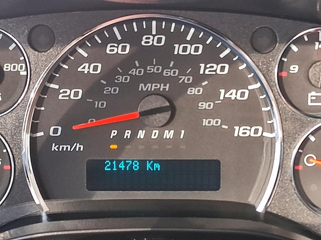 2024 Chevrolet Express Commercial Cutaway 3500 Van 159 in Stratford, Ontario - 12 - w1024h768px