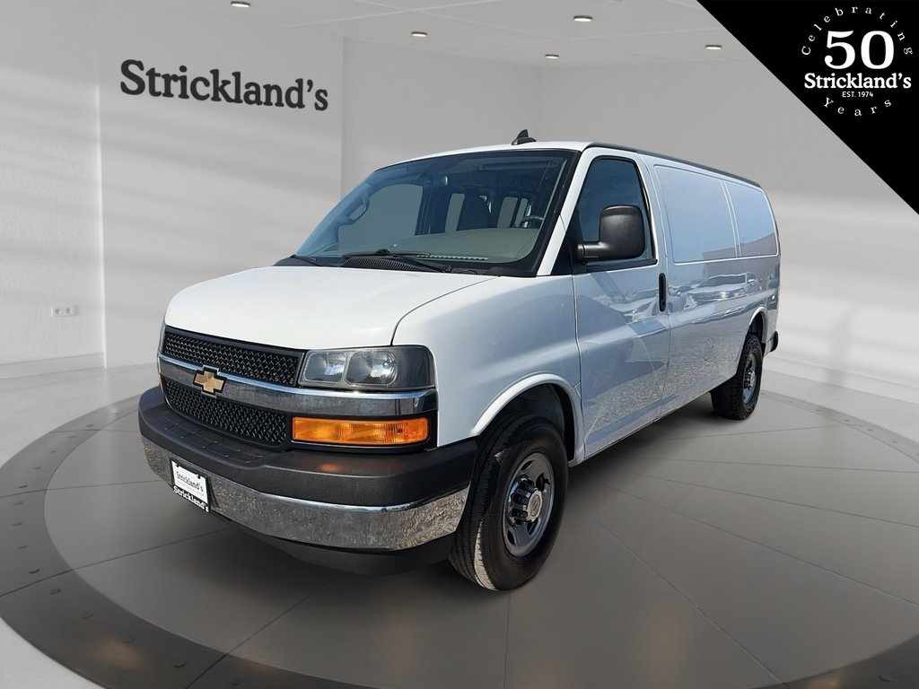 2020 Chevrolet Express Cargo 2500 135 Wheelbase in Stratford, Ontario - 1 - w1024h768px