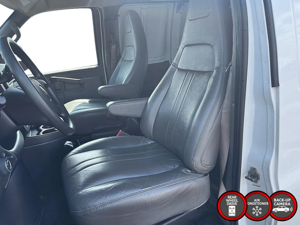 2022 Chevrolet Express Cargo 2500 155 WB 2WD in Stratford, Ontario - 7 - w1024h768px