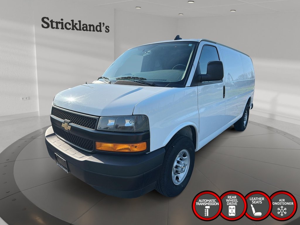 2023 Chevrolet Express Cargo 2500 135 WB 2WD in Stratford, Ontario - 1 - w1024h768px
