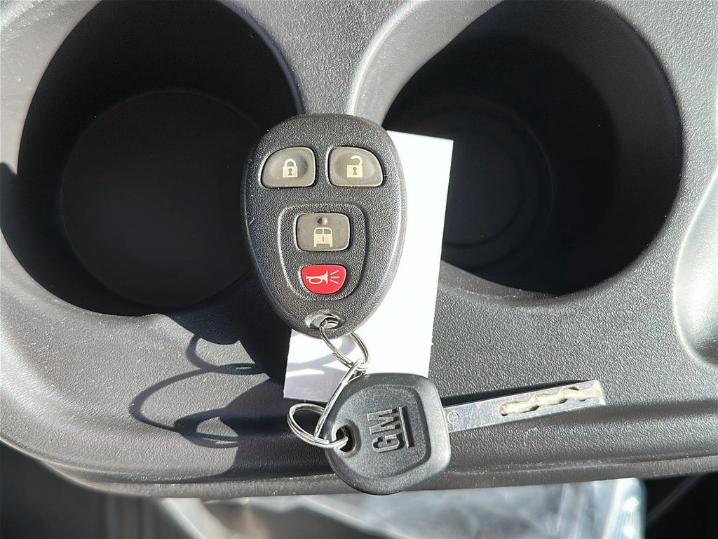 2023 Chevrolet Express Cargo 2500 135 WB 2WD in Stratford, Ontario - 14 - w1024h768px