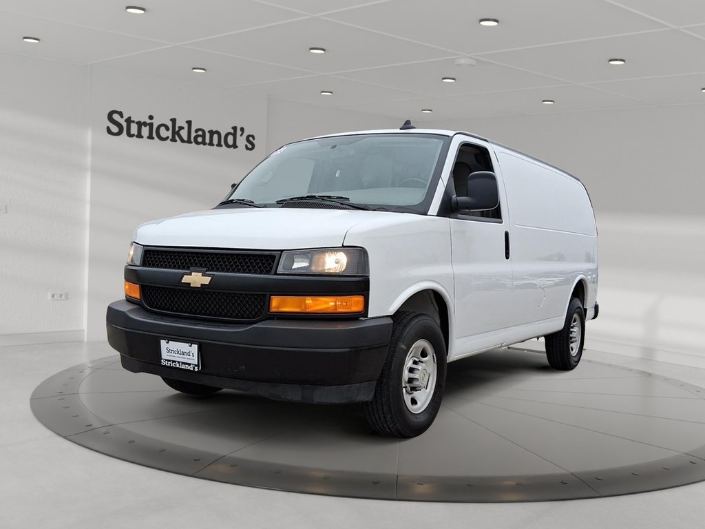 2023 Chevrolet Express Cargo 2500 135 WB 2WD in Stratford, Ontario - 1 - w1024h768px