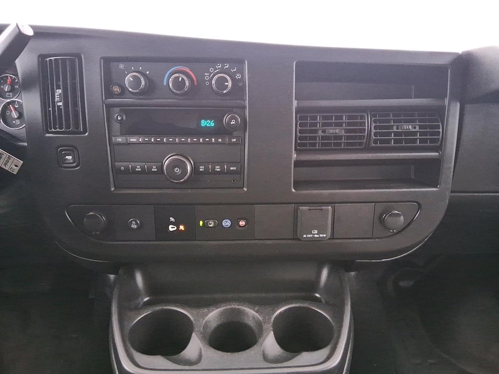 2023 Chevrolet Express Cargo 2500 135 WB 2WD in Stratford, Ontario - 14 - w1024h768px