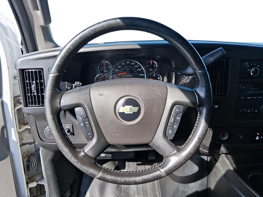 2023 Chevrolet Express Cargo 2500 135 WB 2WD in Stratford, Ontario - 11 - w1024h768px