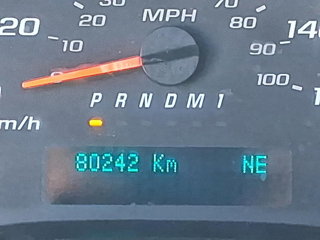 2023 Chevrolet Express Passenger 3500 LT in Stratford, Ontario - 15 - w1024h768px