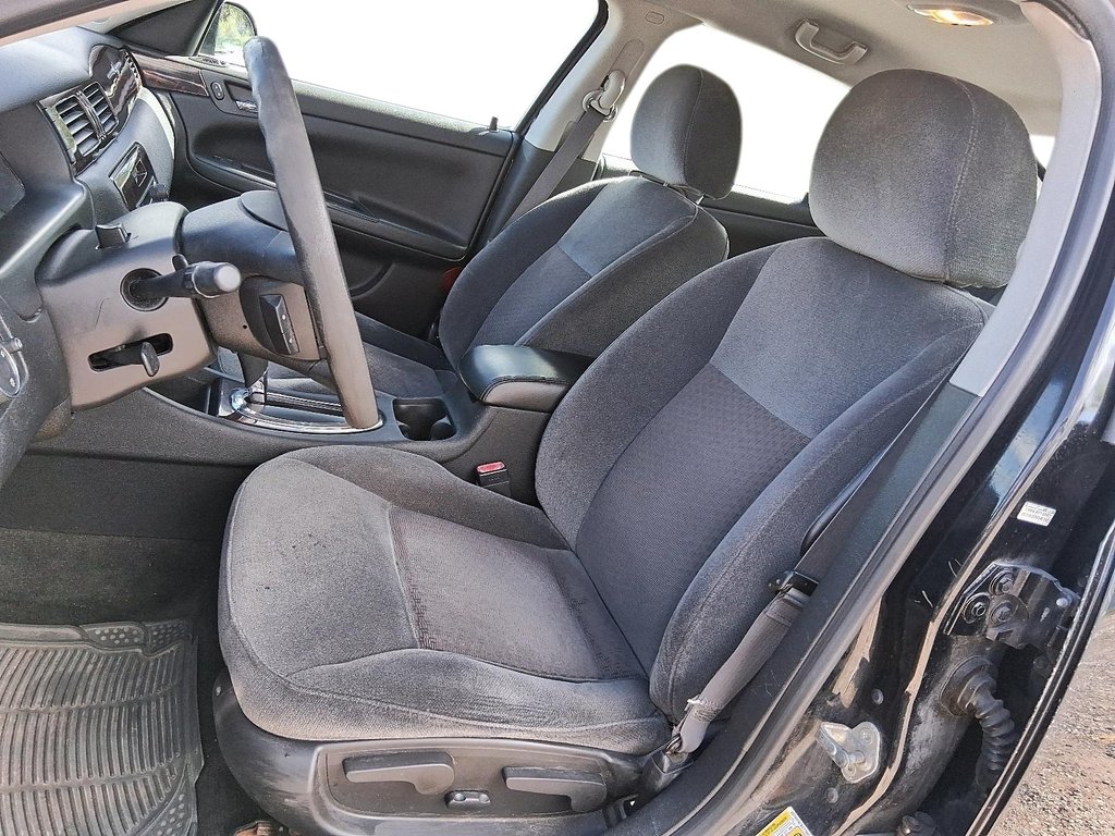2012 Chevrolet Impala LS Sedan in Stratford, Ontario - 8 - w1024h768px
