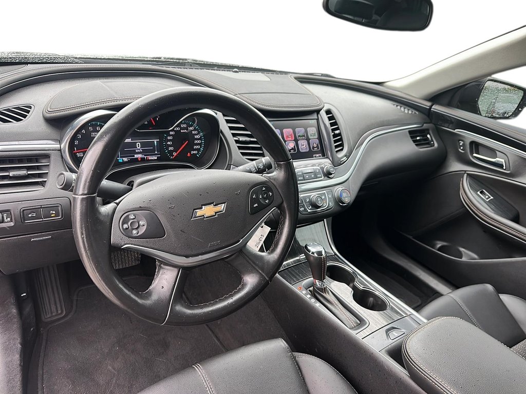 2017 Chevrolet Impala LT in Stratford, Ontario - 9 - w1024h768px