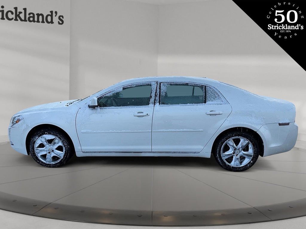 2011  Malibu LT Sedan in Stratford, Ontario - 5 - w1024h768px