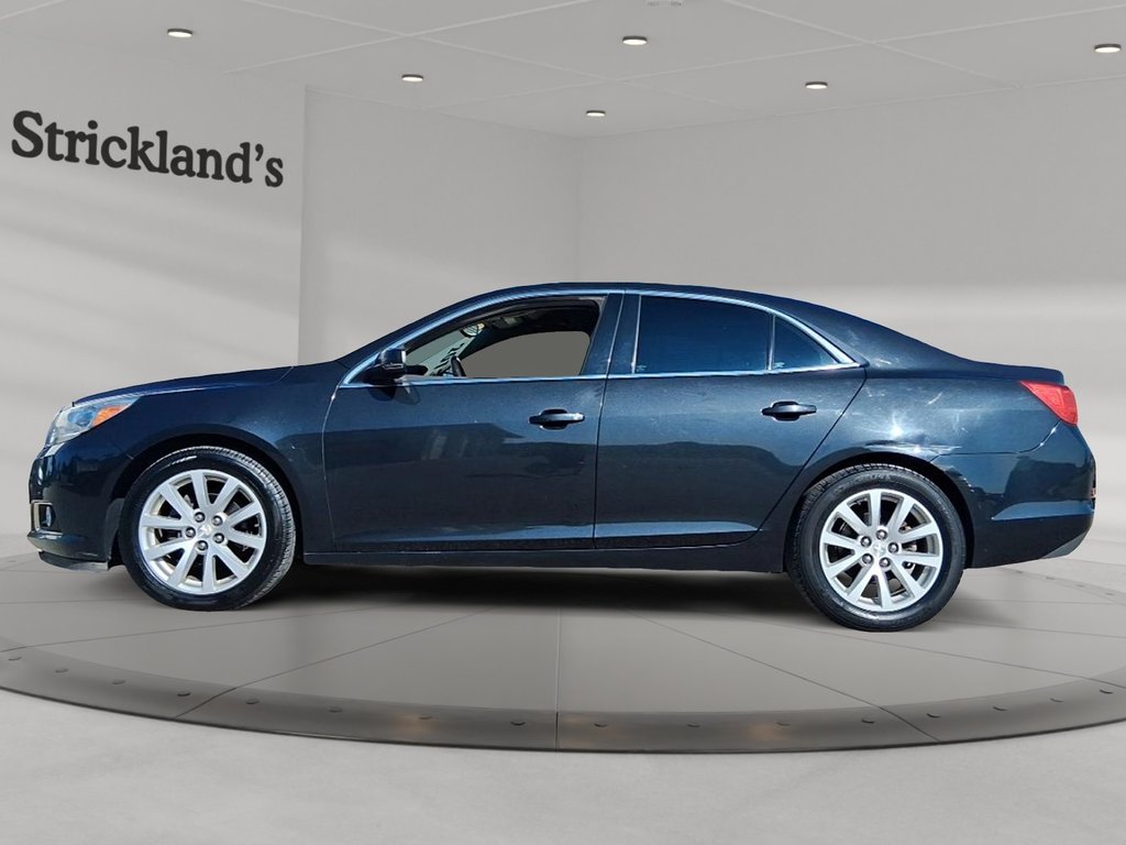 2013 Chevrolet Malibu 2LT in Stratford, Ontario - 5 - w1024h768px