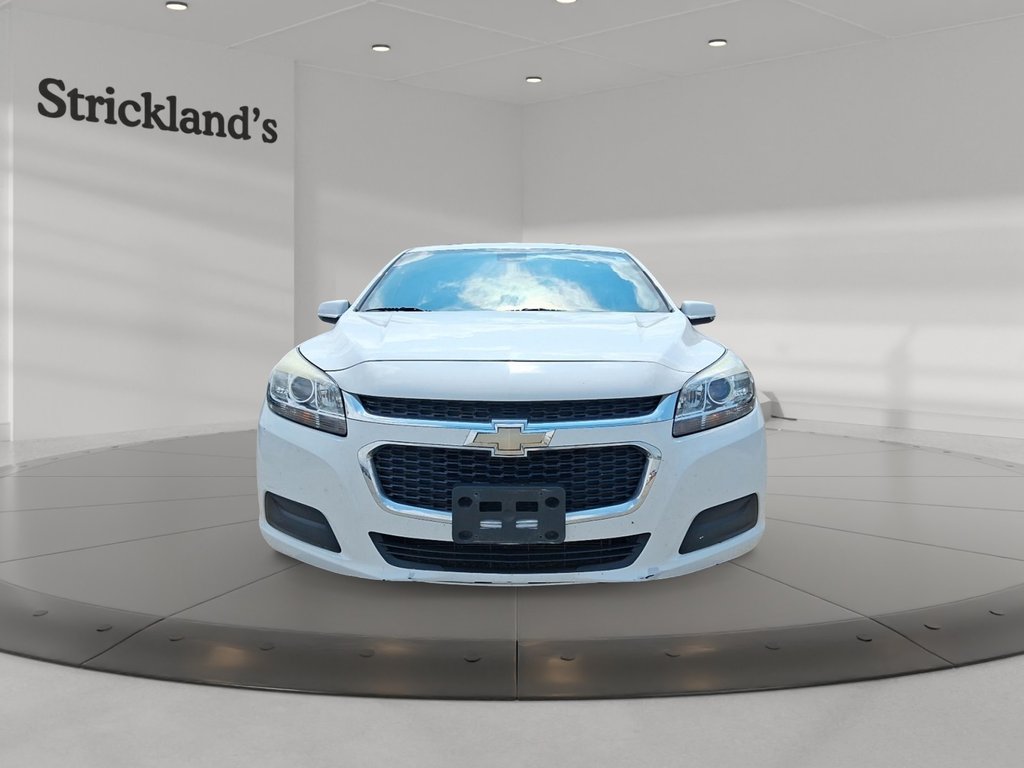 2015 Chevrolet Malibu 1LT in Stratford, Ontario - 2 - w1024h768px