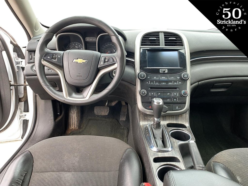 2016  Malibu Limited 1LT in Stratford, Ontario - 9 - w1024h768px