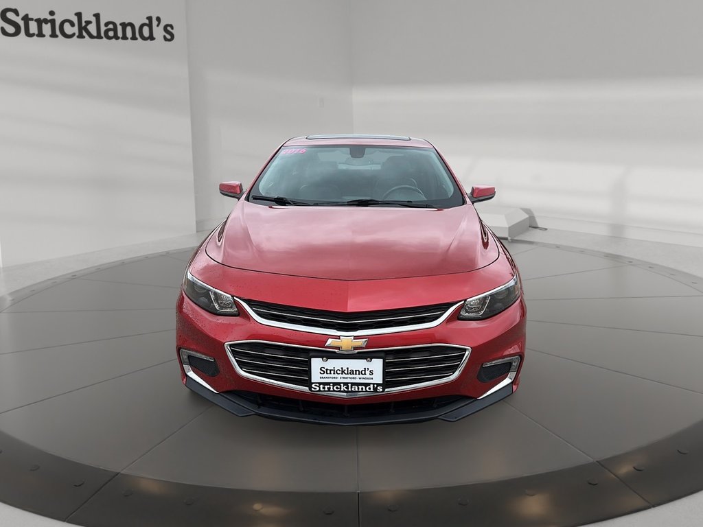 2016 Chevrolet Malibu LT in Stratford, Ontario - 2 - w1024h768px