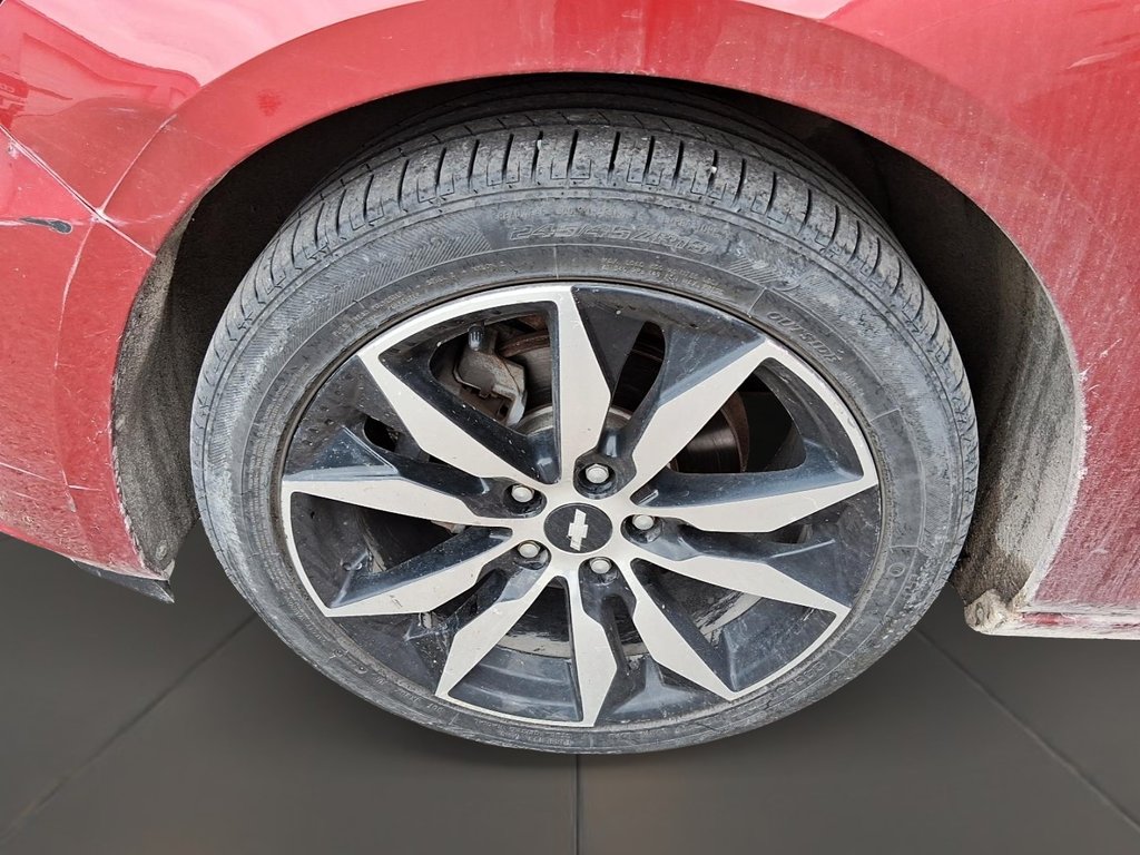 2016 Chevrolet Malibu LT in Stratford, Ontario - 7 - w1024h768px
