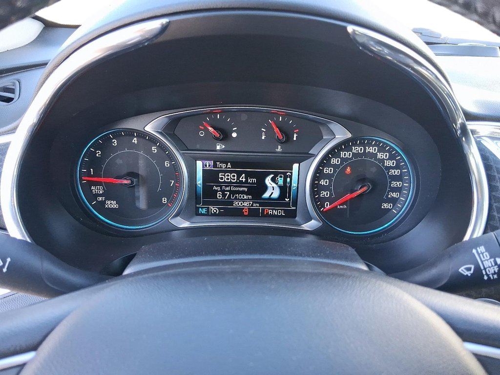 2018 Chevrolet Malibu LT in Stratford, Ontario - 14 - w1024h768px