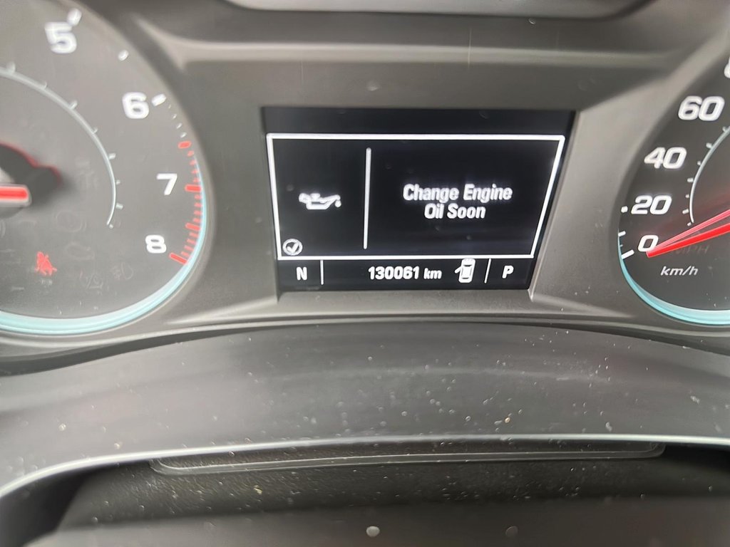 2021 Chevrolet Malibu LS in Stratford, Ontario - 11 - w1024h768px
