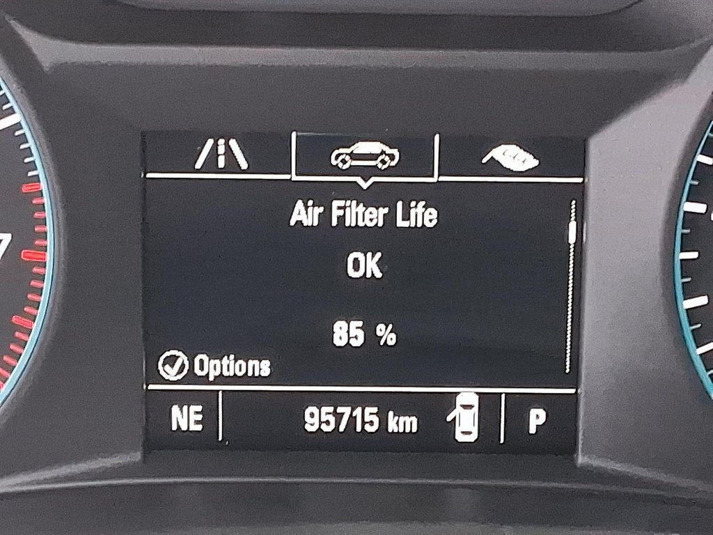 2021 Chevrolet Malibu LT in Stratford, Ontario - 13 - w1024h768px