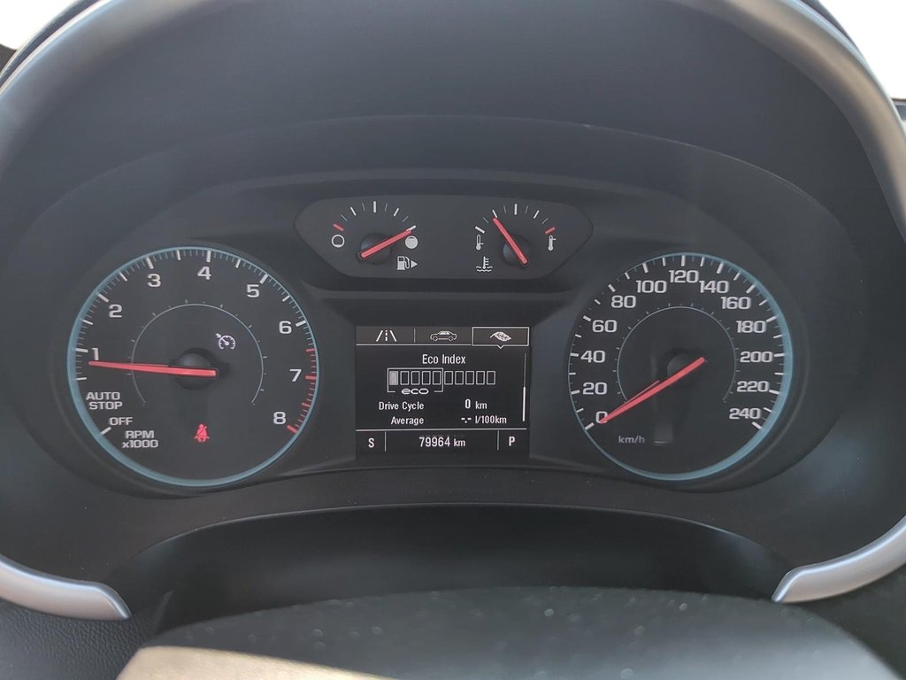 2022 Chevrolet Malibu LT in Stratford, Ontario - 13 - w1024h768px