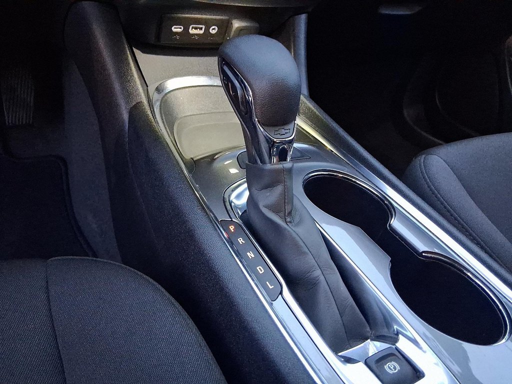 2022 Chevrolet Malibu LT in Stratford, Ontario - 16 - w1024h768px