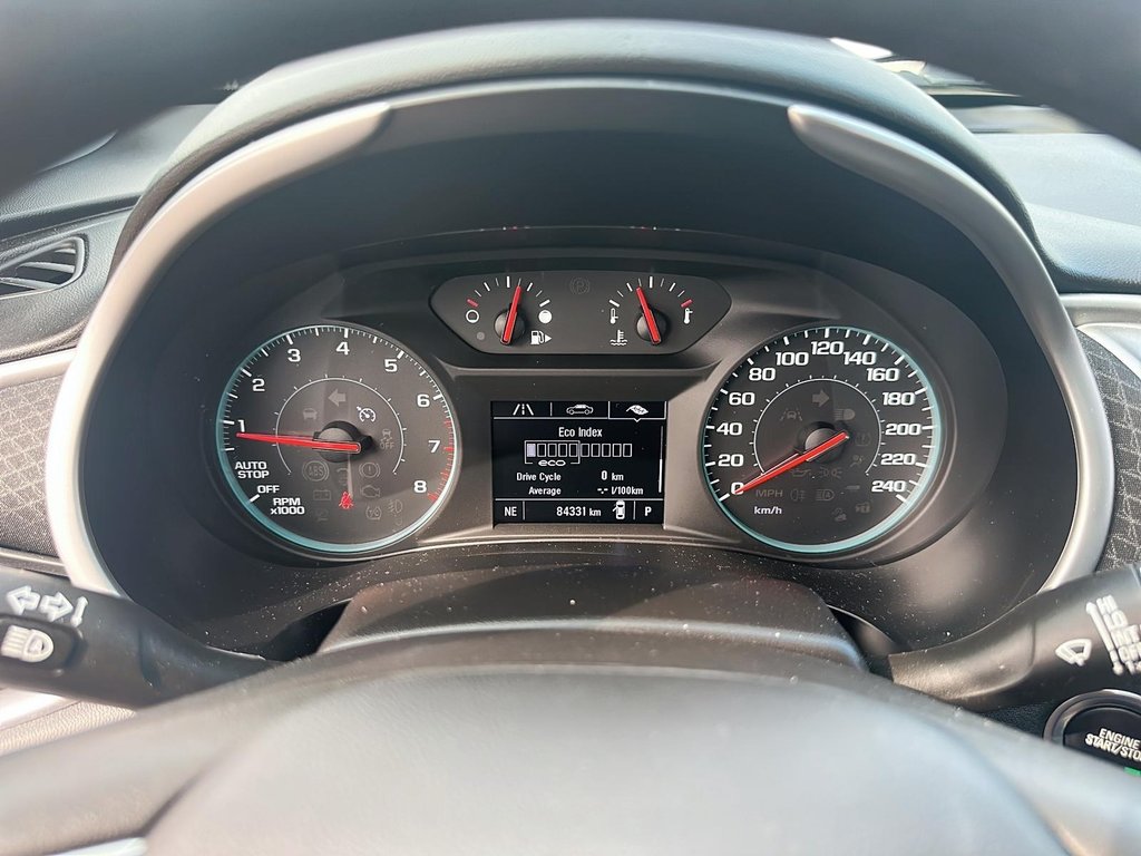 2023 Chevrolet Malibu LT in Stratford, Ontario - 12 - w1024h768px