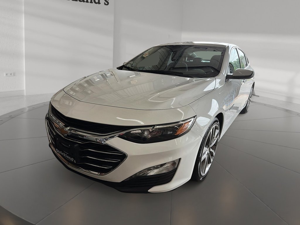 2023 Chevrolet Malibu LT in Stratford, Ontario - 1 - w1024h768px
