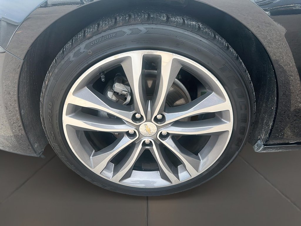 2023 Chevrolet Malibu LT in Stratford, Ontario - 7 - w1024h768px