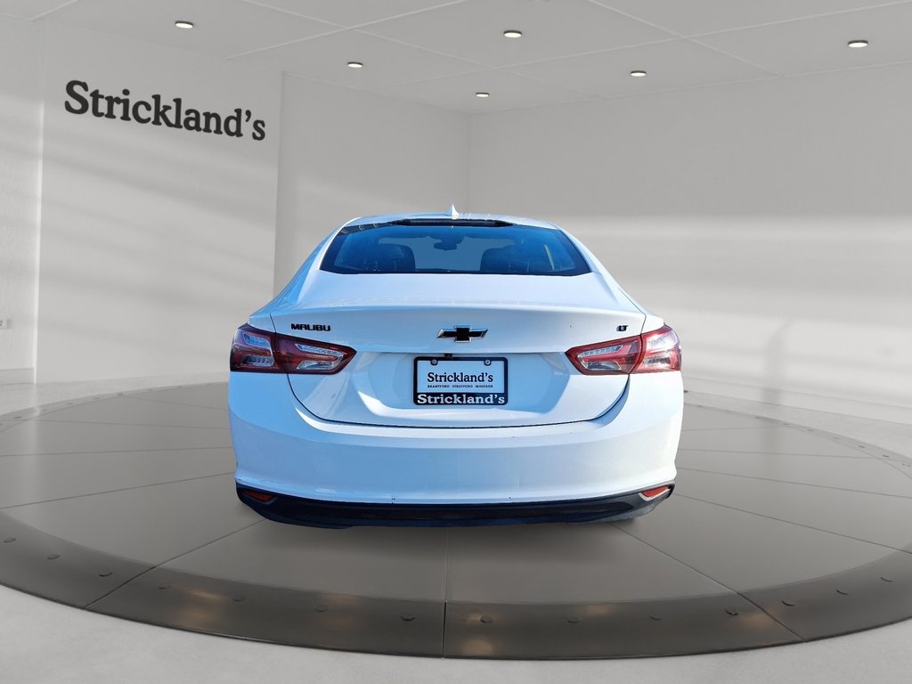 2023 Chevrolet Malibu LT in Stratford, Ontario - 3 - w1024h768px
