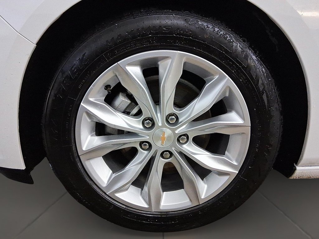 2024 Chevrolet Malibu 1LT in Stratford, Ontario - 7 - w1024h768px