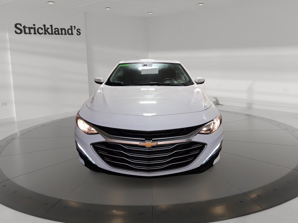 2024 Chevrolet Malibu 1LT in Stratford, Ontario - 2 - w1024h768px
