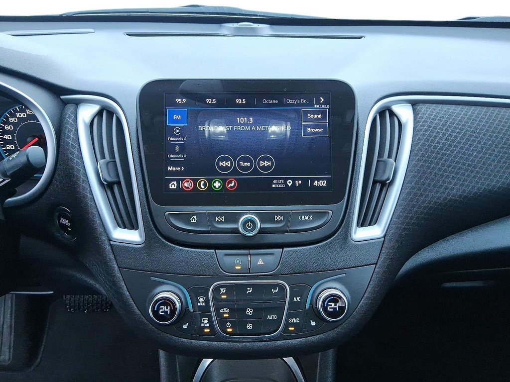 2024 Chevrolet Malibu 1LT in Stratford, Ontario - 15 - w1024h768px
