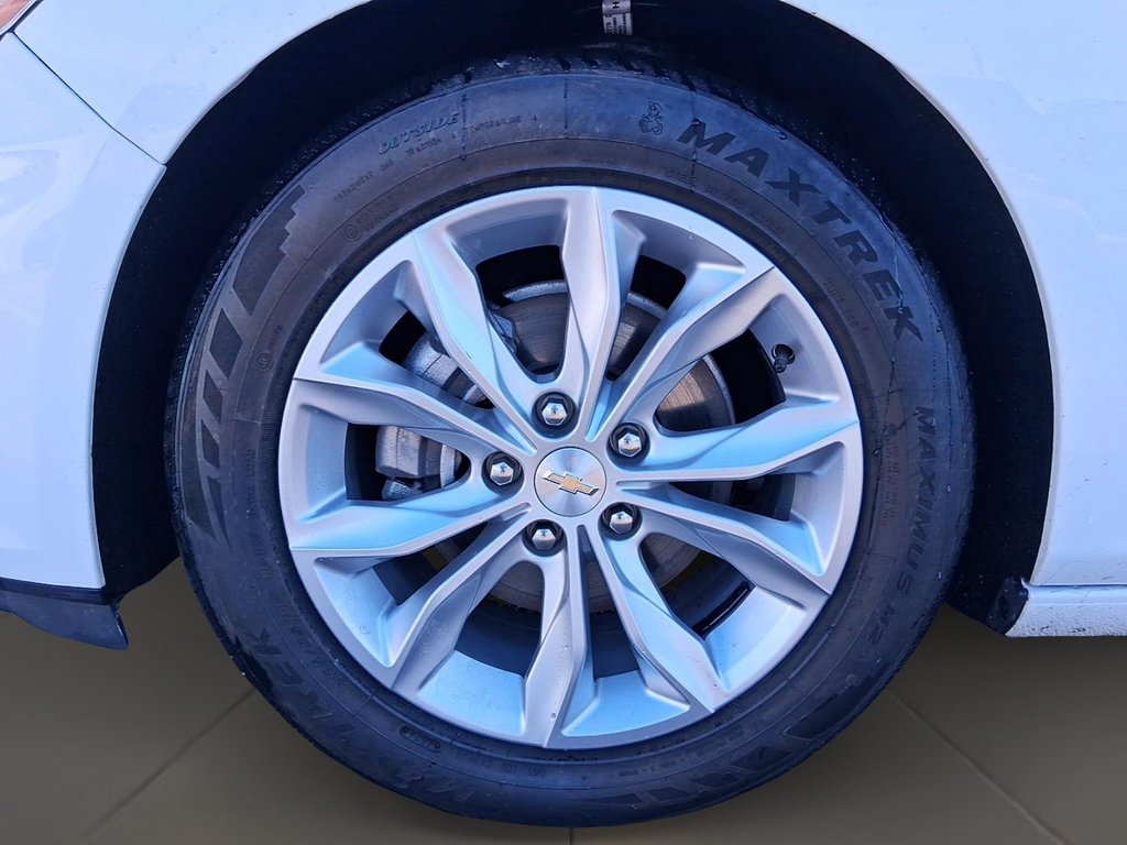 2024 Chevrolet Malibu 1LT in Stratford, Ontario - 7 - w1024h768px