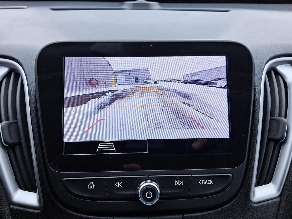 2024 Chevrolet Malibu 1LT in Stratford, Ontario - 17 - w1024h768px