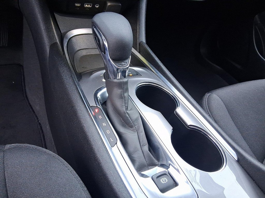 2024 Chevrolet Malibu 1LT in Stratford, Ontario - 16 - w1024h768px