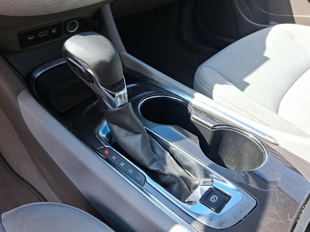 2024 Chevrolet Malibu 1LT in Stratford, Ontario - 15 - w1024h768px