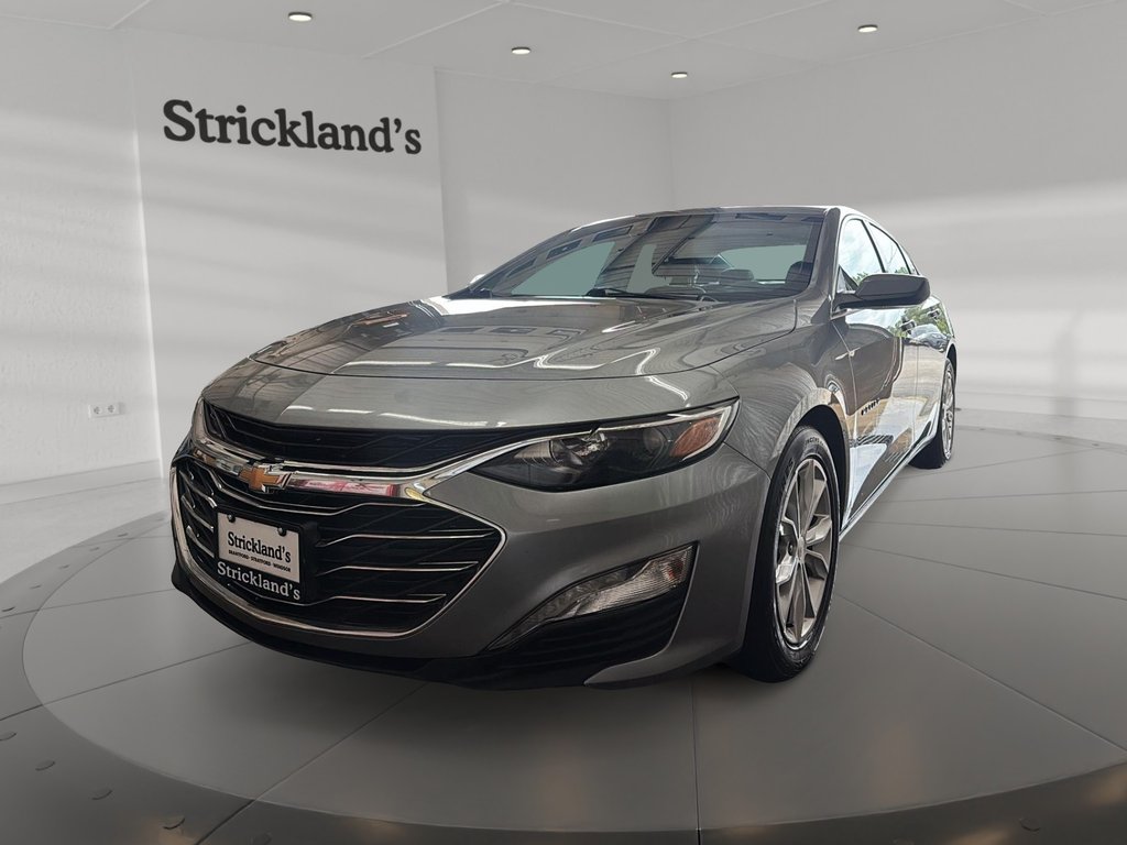 2024 Chevrolet Malibu 1LT in Stratford, Ontario - 1 - w1024h768px